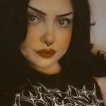 Beverly Anne - @dracula_biscuits - Instagram