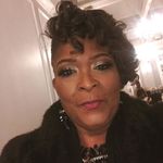 Beverly Barr - @beverly.barr.77 - Instagram