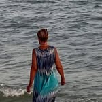 Beverly Becker - @beverlyb106 - Instagram
