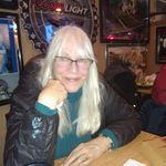 Beverly Becker - @artbybevb - Instagram