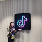 Beverly Braga Quilas - @beverlyquilas - Instagram