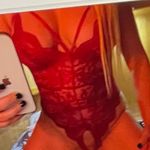 Beverlybutton - @buttonbeverly2 - Instagram