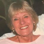 @beverly.carpenter.16 - Instagram