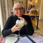 Beverley Farrow - @beverleyfarrow - Instagram