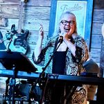 Beverly Furman Feinstein - @boomerangbev - Instagram