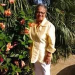 Beverly Giles - @beverlygiles97 - Instagram