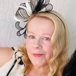 Beverley Hardman - @bevalinna - Instagram