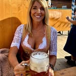 @hecht.beverly - Instagram