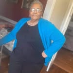@beverly__mitchell - Instagram