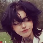 Beverly Parkinson - @beverly__parkinson - Instagram
