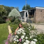 Beverly Snow - @beverlysnow47 - Instagram