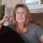 Beverly ware - @missbware66 - Instagram