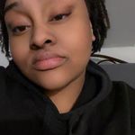 Bianca Perry - @its_beansies - Instagram