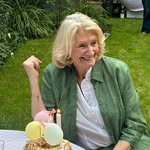 Bibi Evans - @bibi_in_barnes - Instagram