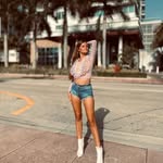 Billy Baggett - @nishanavies - Instagram