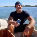 Billy Currington - Facebook