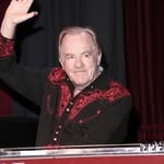 Billy Easton - @billy.easton.587 - Instagram