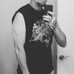 Billy Howerton - @handsomerob82 - Instagram
