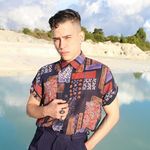 Blaine Decker - @still_being_a_human - Instagram