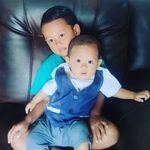 Bob Zafran - @moms_bobbarra - Instagram