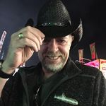 Bob Meredith - @daddybob1960 - Instagram