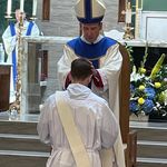 Robert Renner - @robert_the_priest - Instagram