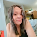 Bobbie Earls - Facebook