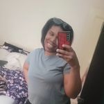 Bobbie Powell - @chinkyeyesb - Instagram