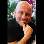 Bobby Jania - @frenchkissinlife - Instagram