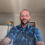 Robert Roe - Facebook