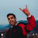 Bobby Thakkar - @bobs.gif - Instagram