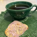 Bonnie and Ray McCarthy - @thymelesstreats - Instagram