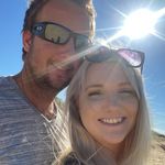 Brad and Hannah - @ourtraveltribe_ - Instagram