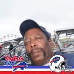 Dennis Bradley - @dennisbradley8996 - Instagram