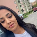 Simone Bradley - @bradley_simone24 - Instagram