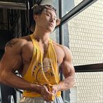 Brandon Chow • Fitness Coach - @barbellbrando - Instagram