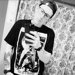Brandon Fore - @brandonthealien - Instagram