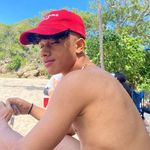 Lee_brandon.🧖🏽💕 - @brandon._.velez - Instagram
