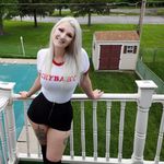 Brandy Collier - @_captainmimosa_ - Instagram