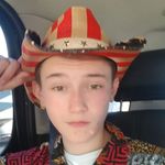 Brayden Summers - @brayden.summers.773 - Instagram