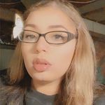 bre - @breanna.simmons - Instagram