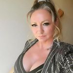 BRENDA  Official sponsored athlete for EPN nutrition - @brenda_holcomb - Instagram