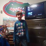 brennan Bennett - @burger_kings_queen - Instagram