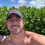 Brett Daniel Miller - @pilotbrett - Instagram