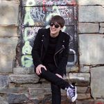 Brett Smith-Daniels - @brettsmithdaniels - Instagram