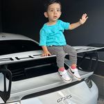 Bret Reyes - @bretreyes - Instagram