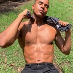 @brettvillanuevloa - Instagram