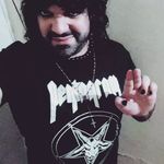 Brian Alaniz - @rocker.retro66 - Instagram