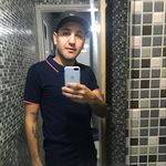 Brian Flores (Cuele) - @brian_cuele - Instagram