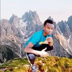 Brian De yunxh - @briandeyunxh - Instagram